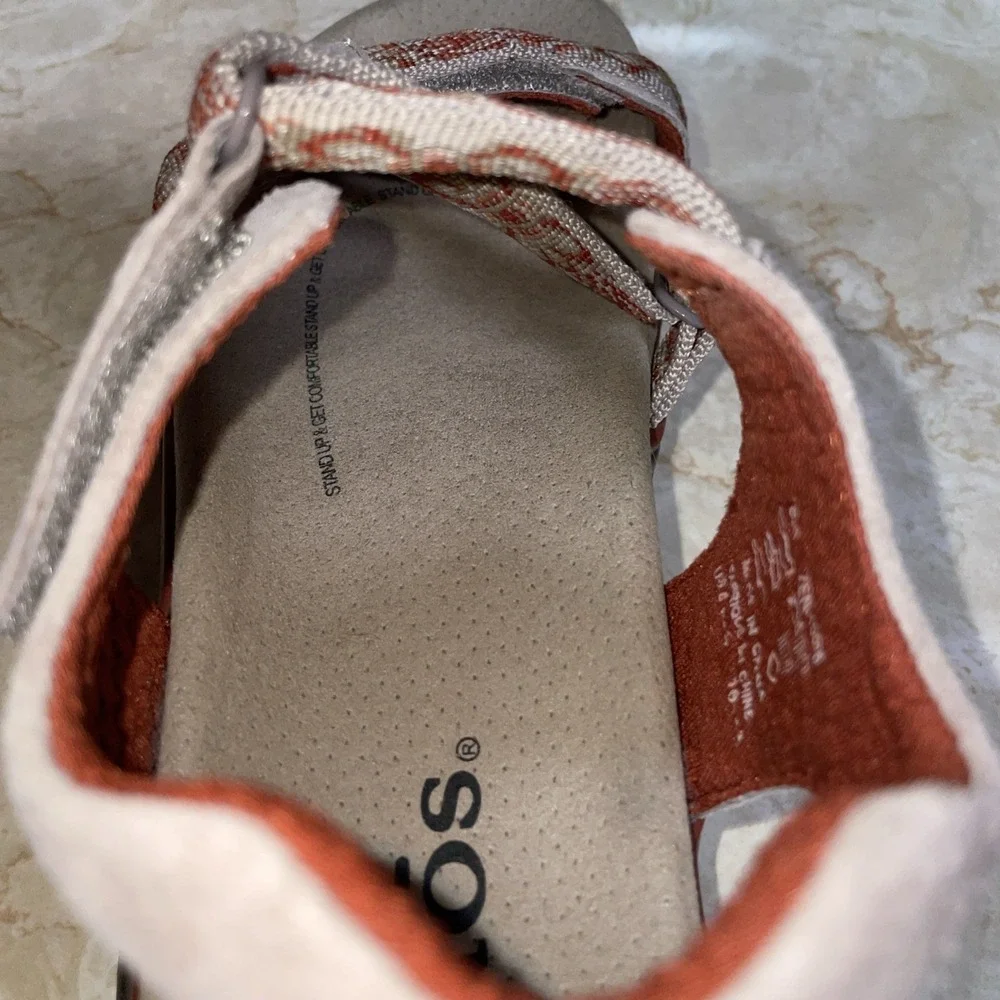 Taos Zen Sandals Tan‎ & Burnt Orange 6 Strappy Comfort Sandal